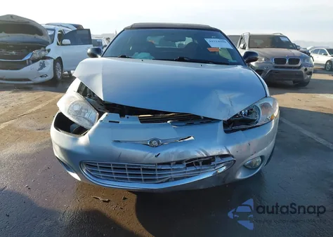 2002 Chrysler Sebring Limited z USA, uszkodzony, nr VIN 1C3EL65R62N233429